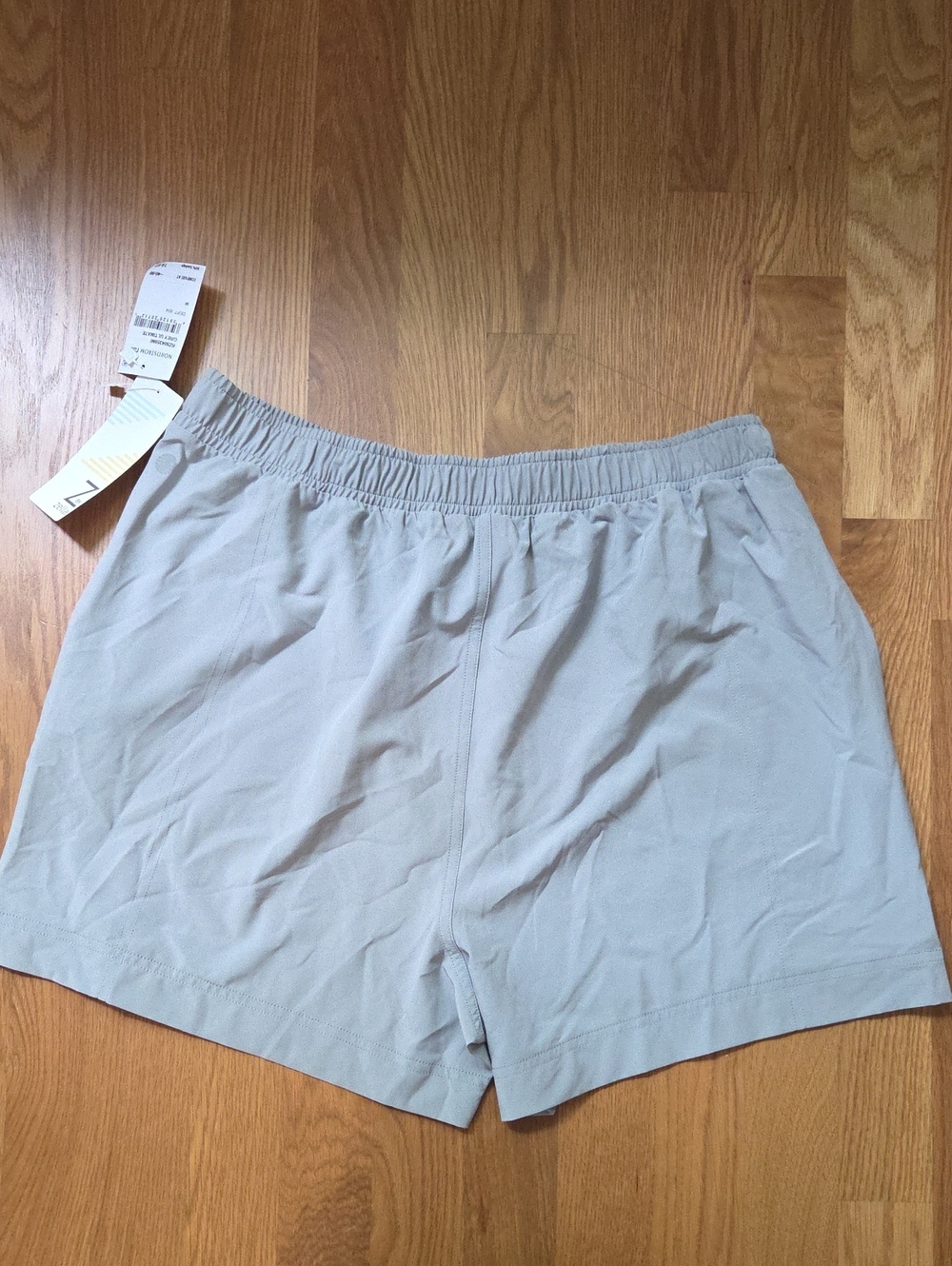 Zella Gray Athletic Shorts - Picture 5 of 6